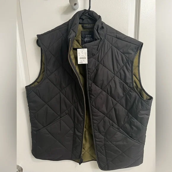 J Crew Black Quilted Walker Vest - Picture 2 of 3
